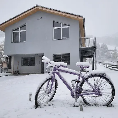 Haus Engadinella Lejlighed *