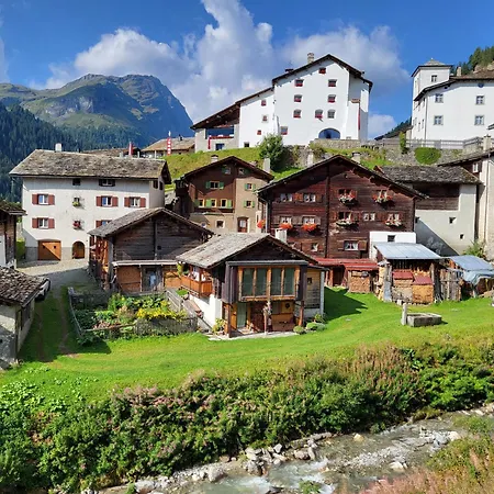 Haus Engadinella *