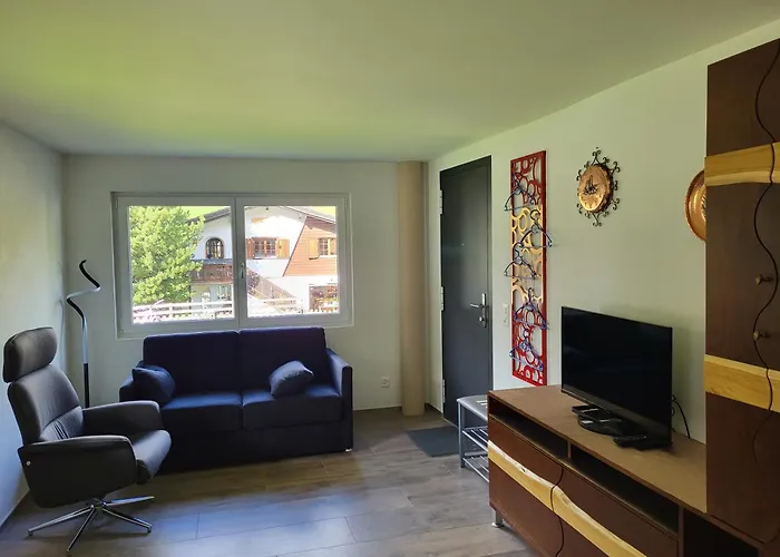 Haus Engadinella * Splügen