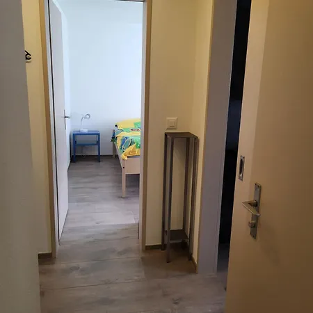 דירה Haus Engadinella *